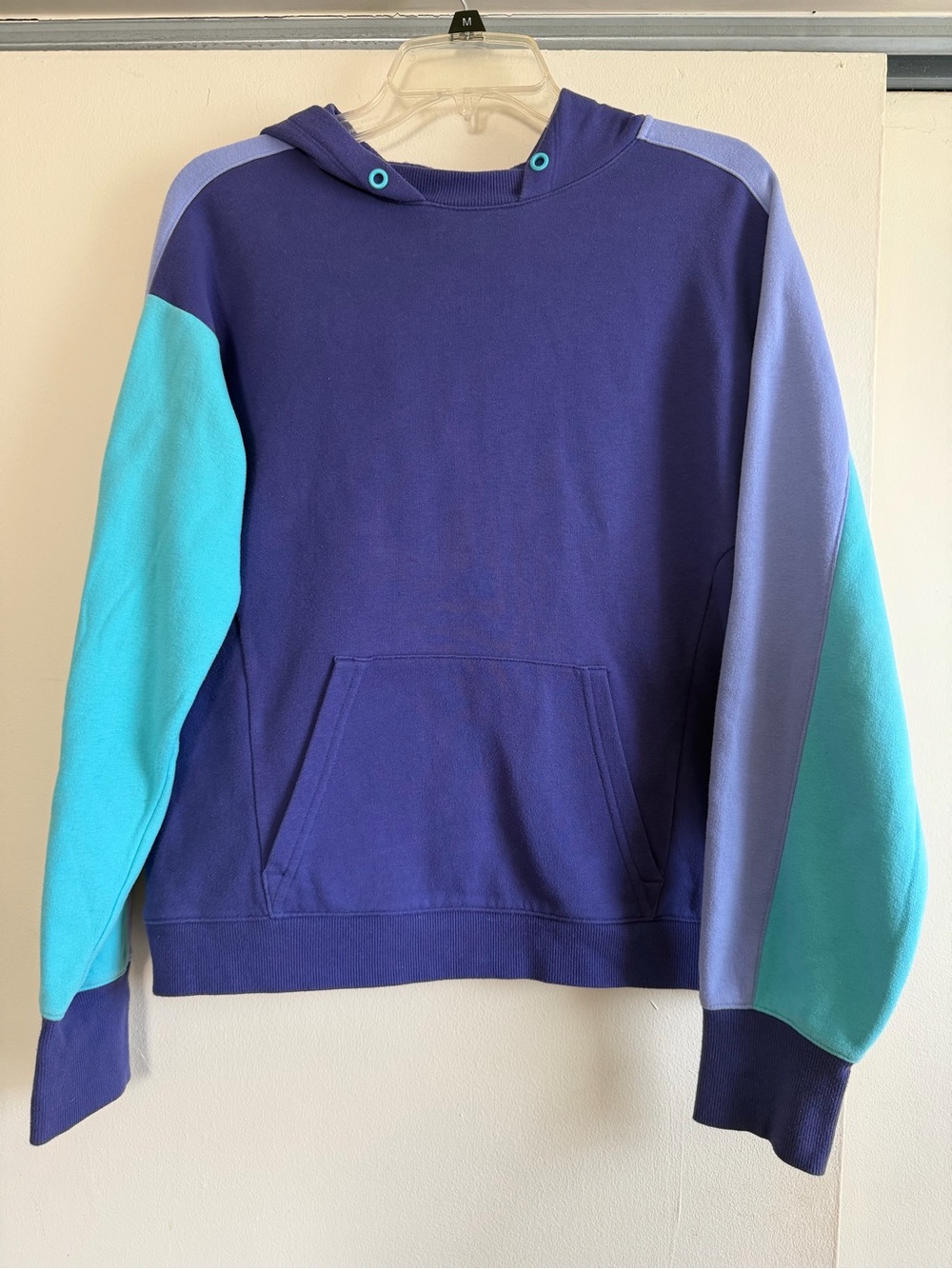 All in motion Boys Colorblock Pullover - Purple/Turquoise Hoodie Size XL 14/16
